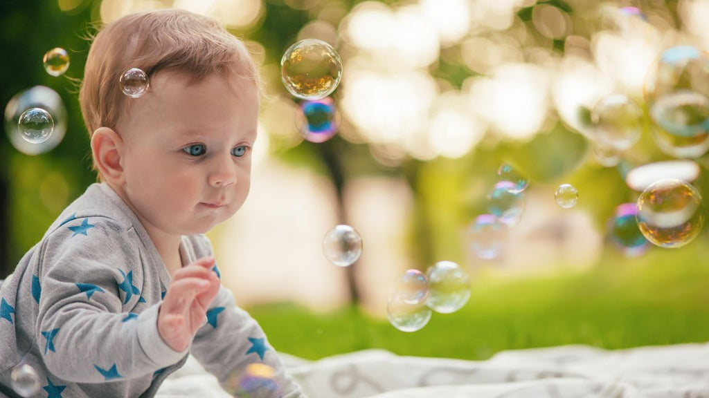 Best summer sensory activities for babies + toddlers