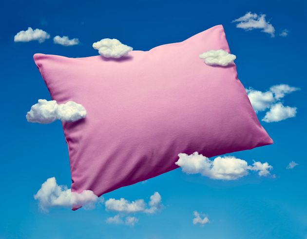 Why Your Brain Overthinks Things At Bedtime (And How To Stop It)