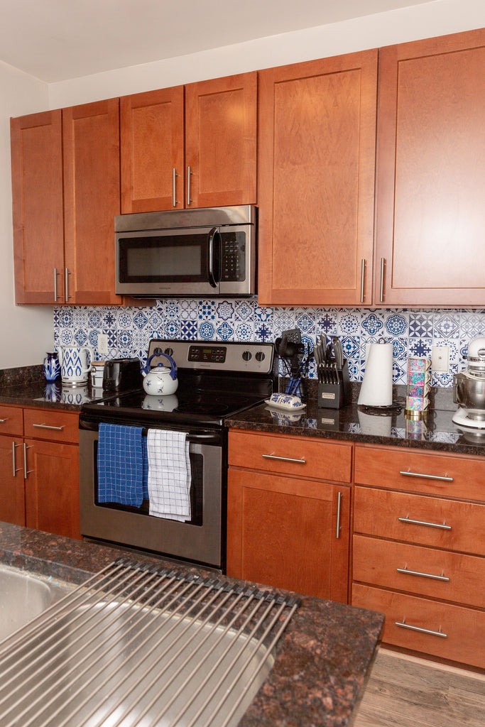 Virginia Beach Apartment Tour: Kitchen + Bathroom.