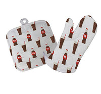 Style In Print Coke Pattern Kitchen Bar Oven Mitt & Pot Holder Set