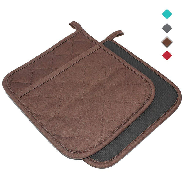 YEKOO Cotton and Neoprene Oven Pot Holder with Pocket 8"x8.5" Dual-Function Hot Pad Set for Finger Hand Wrist Protection Heat Resistant to 428°F Brown
